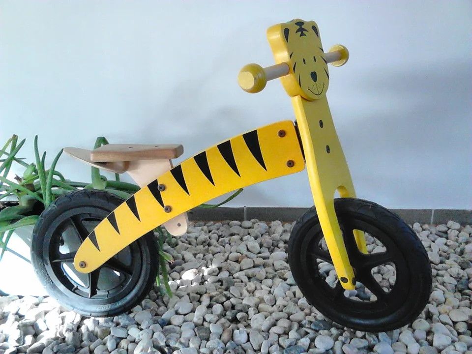 springcykel, gul och svart